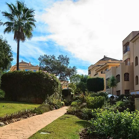 Hacienda Elviria Apartment *